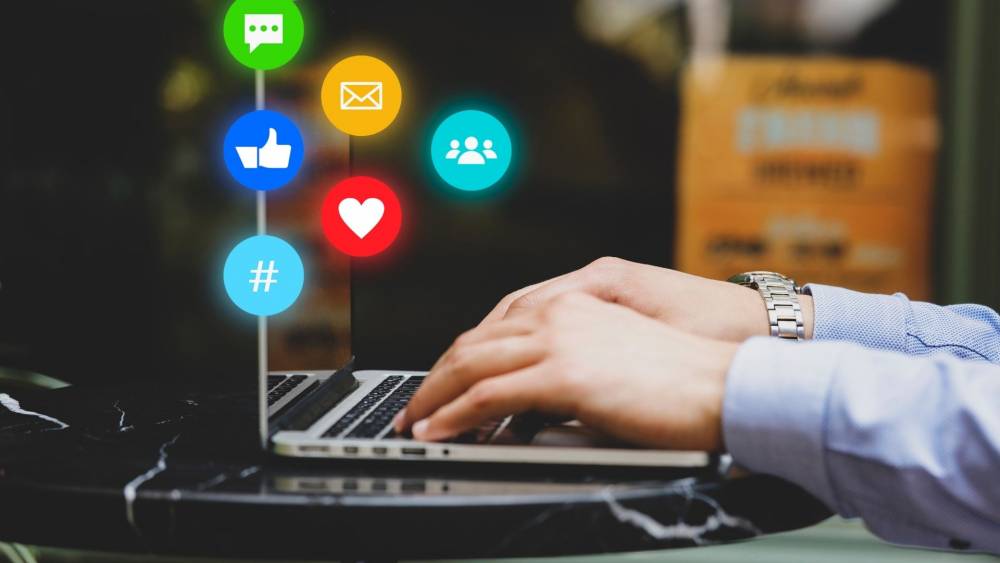 Instagram'da Sohbet Edebileceğiniz Yapay Zeka Botları: Sosyal Medyada Yeni Trend